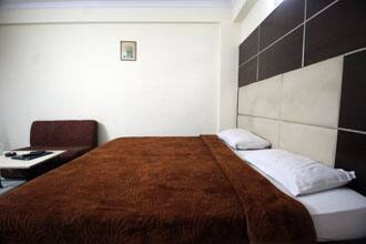 Hotel Nice Palace, New Delhi 4